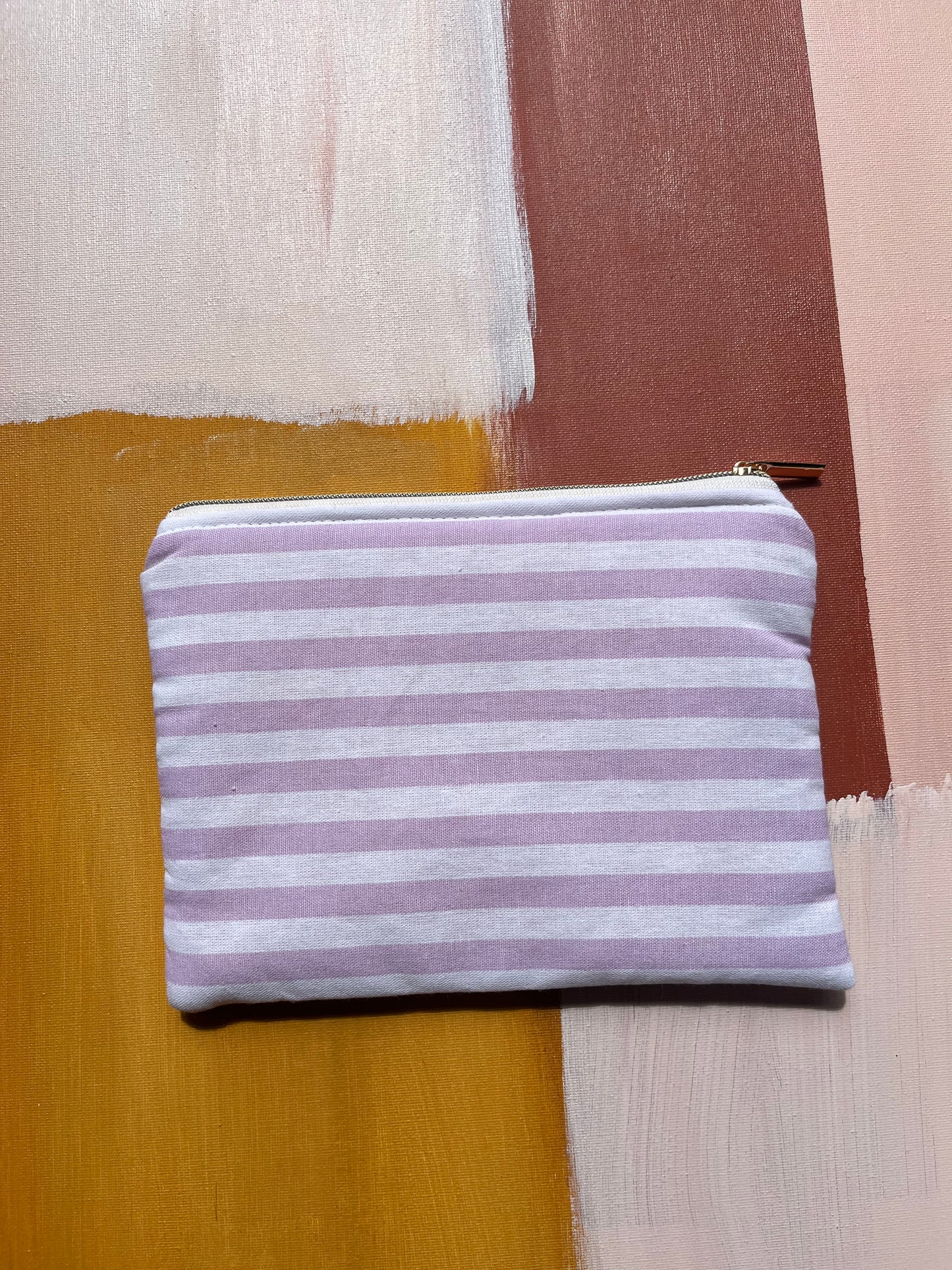 Pochette a righe lilla