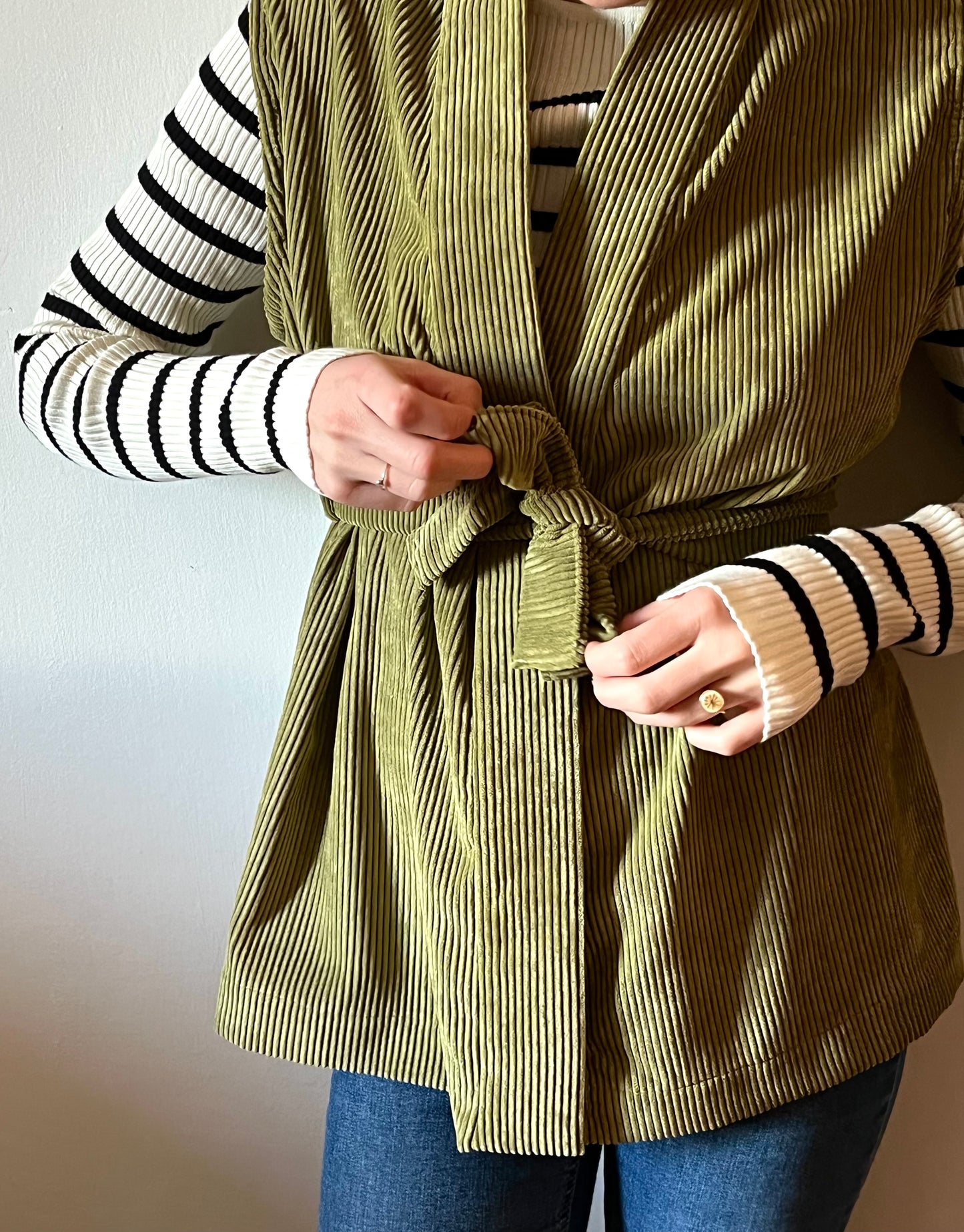 Smanicato in velluto pistacchio