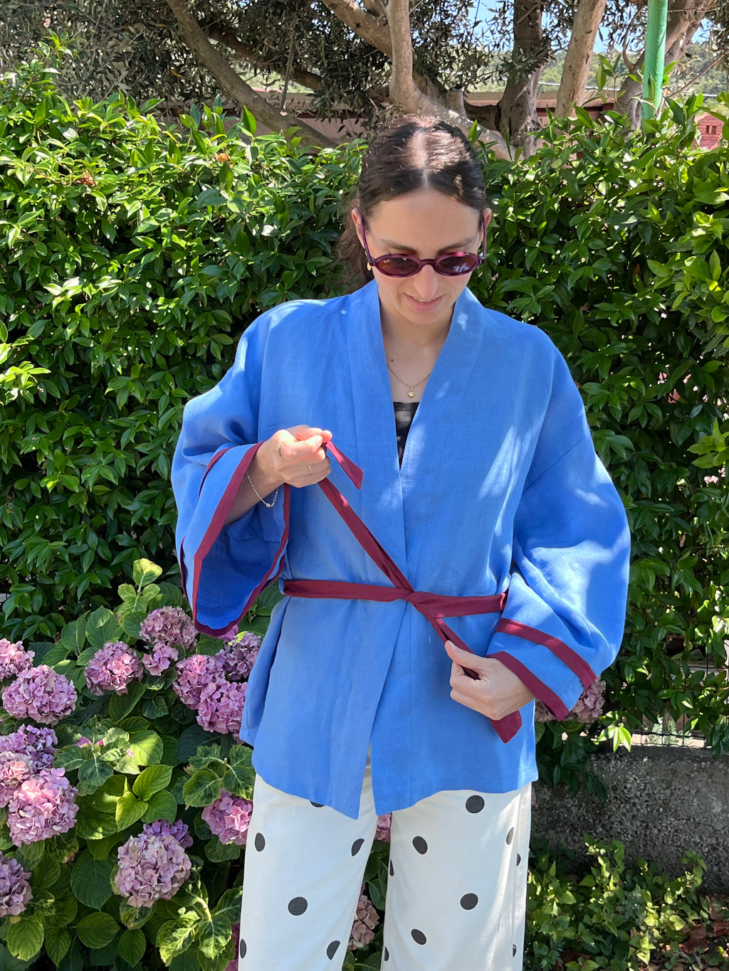 Kimono in lino azzurro e bordeaux
