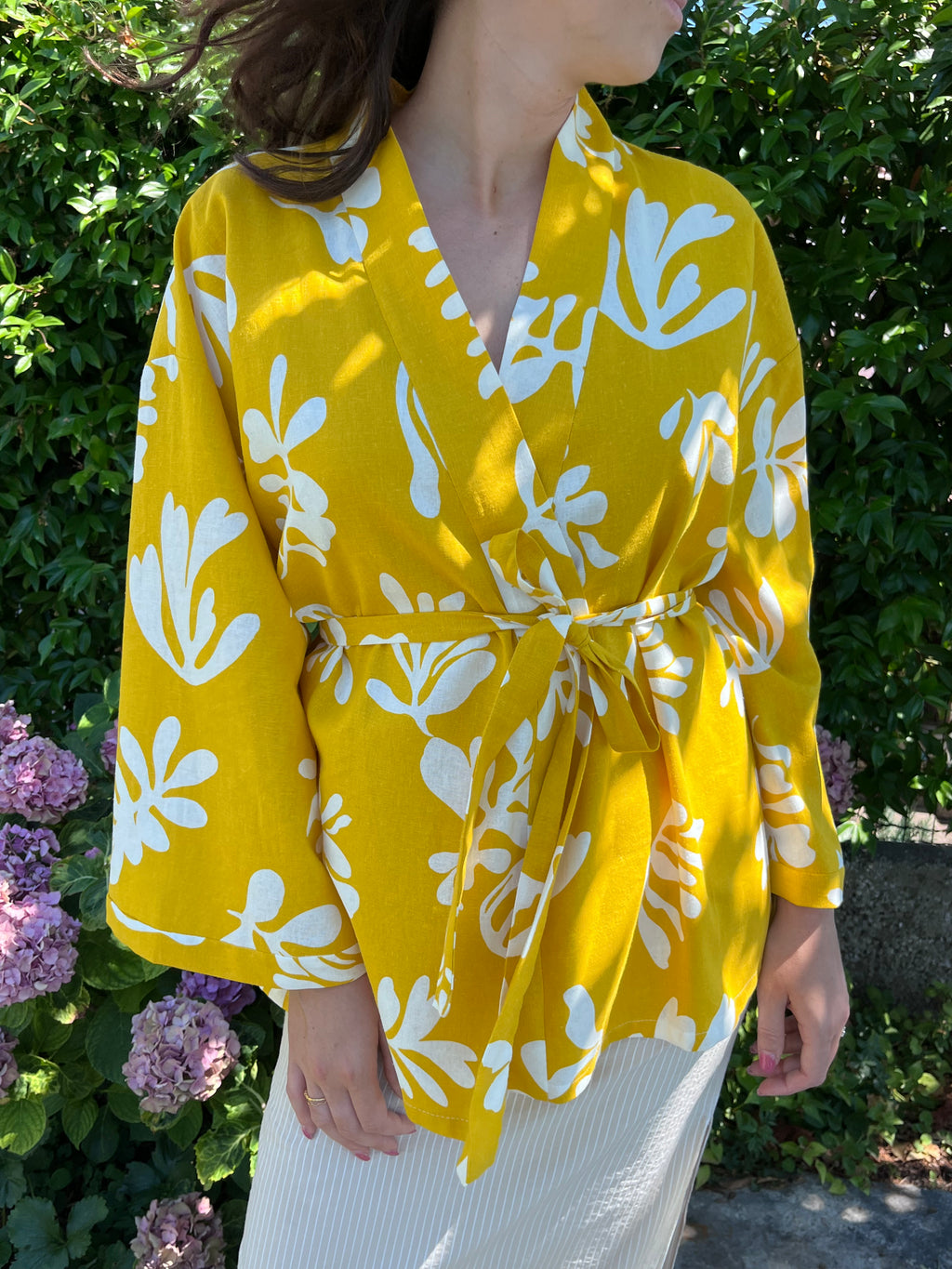 Kimono in lino giallo fantasia