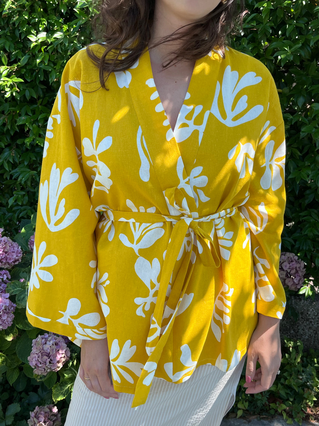 Kimono in lino giallo fantasia