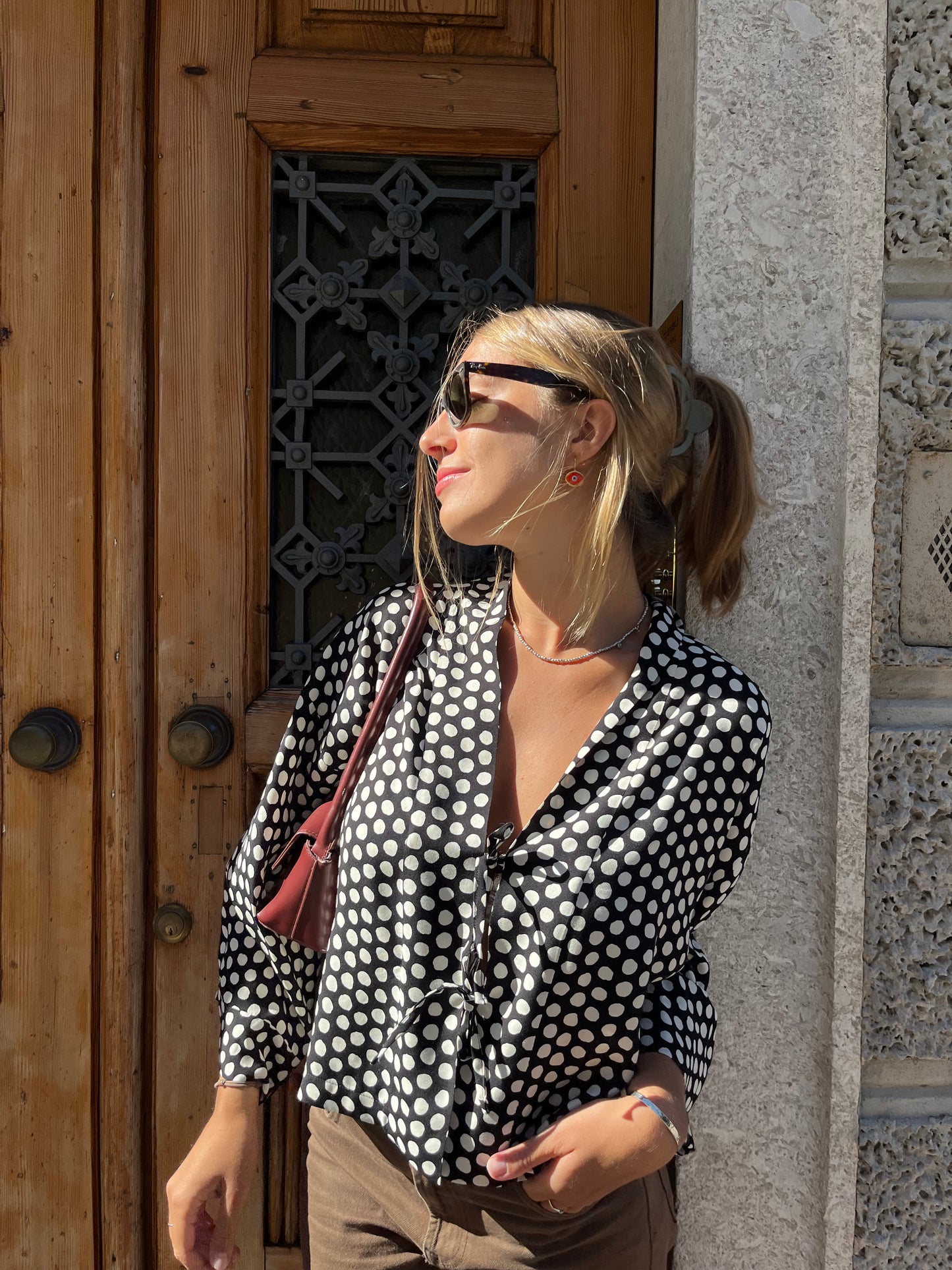 Kimono camicia a pois nero