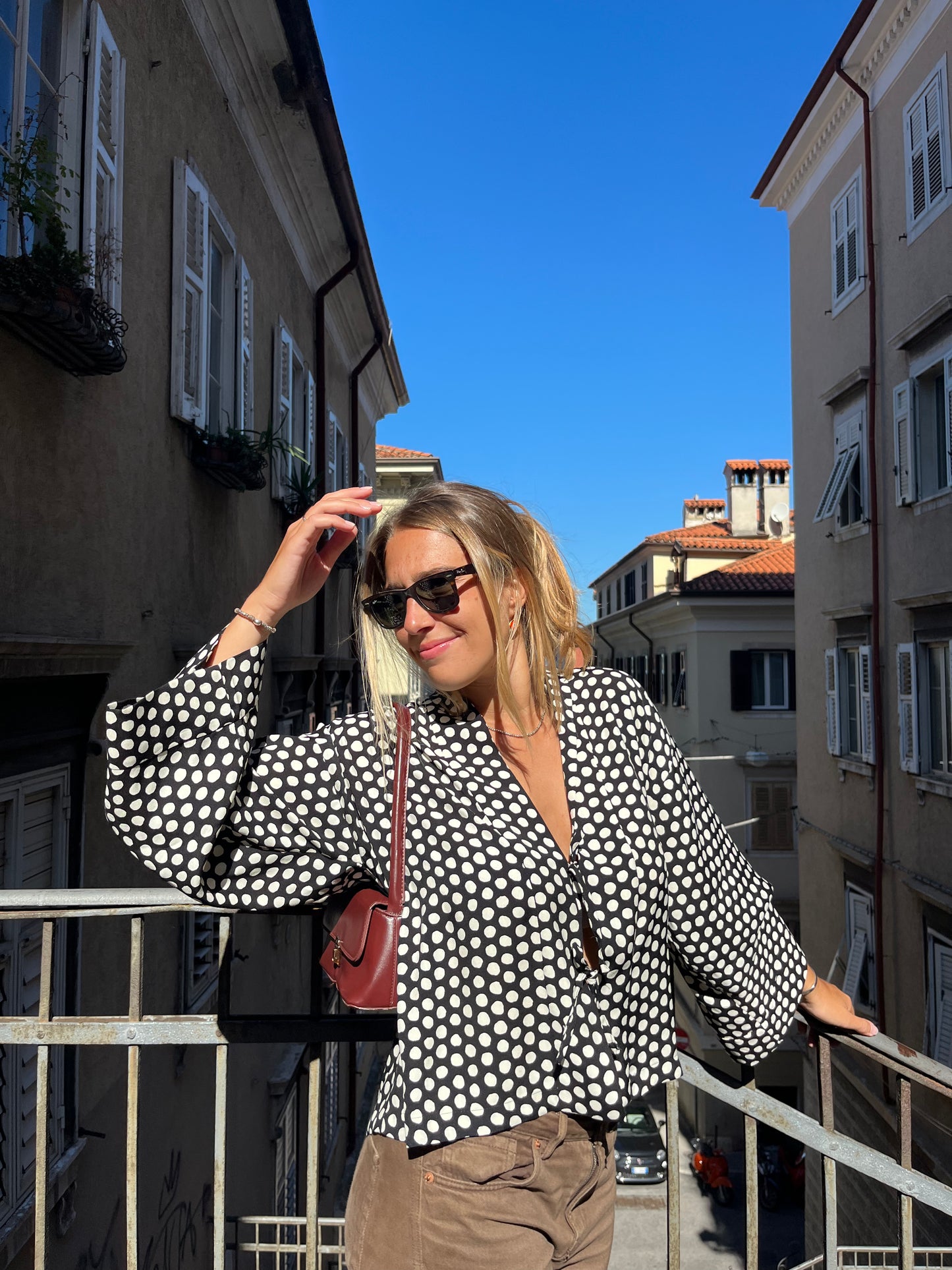 Kimono camicia a pois nero